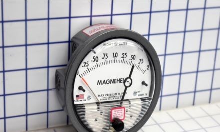 Dwyer Instruments Panel Meters & Gauges 2002-ASF - Magnehelic Gage With Adjustable Signal Flag (2002-ASF)