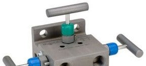 NOSHOK Valves - Hydraulic & Pneumatic 3110-FFS - 3 Valve Manifold, Soft Seat, 1/2 NPT Female x (3110-FFS)