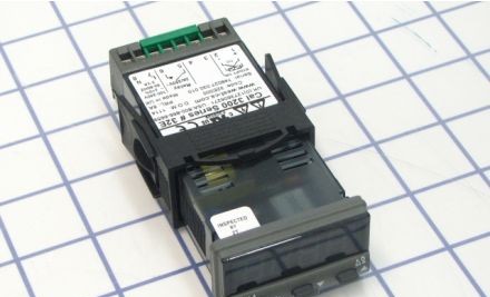 Cal Controls Process Controllers 32E000 - 3200 Series 1/32 DIN Controller, Economy Version (32E000)