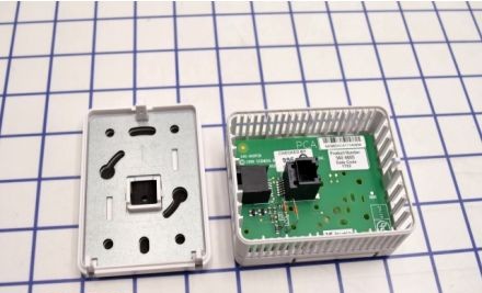 Siemens Building Technologies HVAC Sensors 540-660B - TEC RM Sensor-White (540-660B)