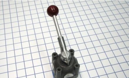 Barksdale Control Products Valves 6142R3HC3 - Valve,High Pressure,Side Porting (6142R3HC3)