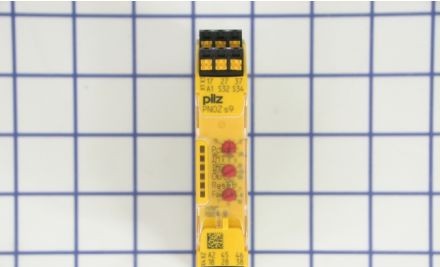 Pilz Safety Relays 751109 - Safety Relay, PNOZ s9 C, 24VDC, Spring-Loaded (751109)