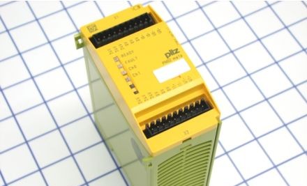 Pilz Safety Relays 773812 - PNOZ MA1P2 (773812)