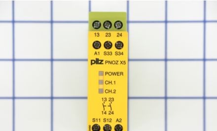 Pilz Safety Relays 774325 - Safety Relay, PNOZ X5, 24VAC/DC, Screw Terminals (774325)