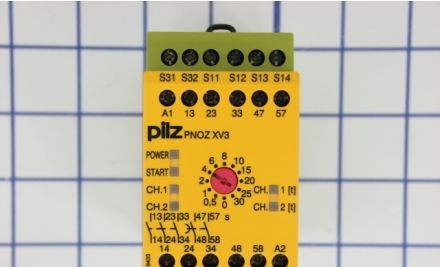 Pilz Safety Relays 774540 - PNOZ XV3 30/24VDC 3N/O 2N/O T (774540)