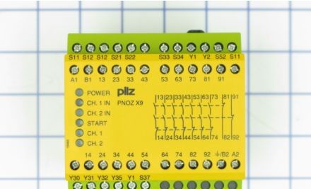 Pilz Safety Relays 774605 - E-STOP UNIT, 120VAC/24VDC, 7NO/2NC (774605)
