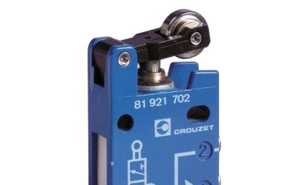 Crouzet Miscellaneous 81921702 - Miniature,NC,Lever,Roller Bearing, 5-32 Ports (81921702)