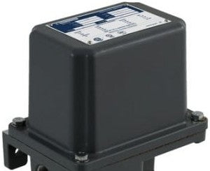 Telemecanique Pressure Switches 9013GSR2J24 - PRESSURE SWITCH 575VAC 5HP G +OPTIONS (9013GSR2J24)