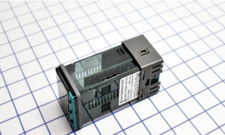 Cal Controls Process Controllers 940000200 - 9400 Series 1/16 DIN Dual Display Controller (940000200)