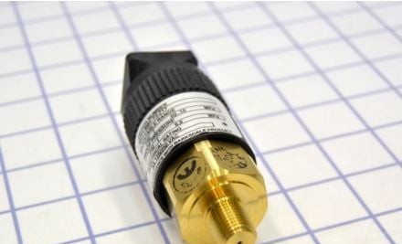 Barksdale Control Products Pressure Switches 96211-BB1-T2-Z17 - Switch, Pressure, Compact (96211-BB1-T2-Z17)