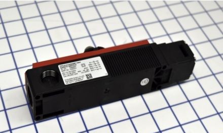 Euchner Miscellaneous 096893 - Interlock Switch, TP3-4141A024MC1844 (96893)