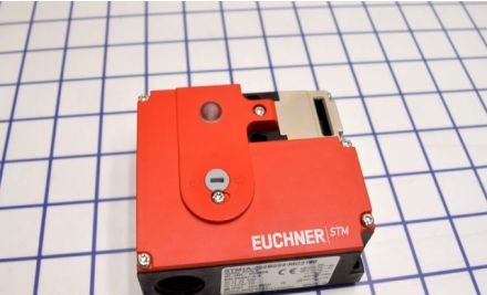 Euchner Miscellaneous 098856 - Interlock, STM1A-222B024-MC2160, 24VAC/DC (98856)