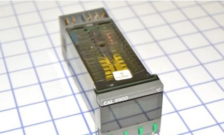 Cal Controls Process Controllers 99211C - 9900 Series 1/16 DIN Controller (99211C)