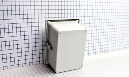 Allied Moulded Products Enclosures AM1086RL - Enclosure, 10.14in.Hx8.26in.Wx6.13in.D, N4X (AM1086RL)