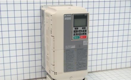Yaskawa CIMR-AU4A0031AAA - AC Drive, 20HP 480V (CIMR-AU4A0031AAA)