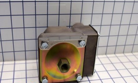 Barksdale Control Products Pressure Switches D2T-M80SS - Switch, Mechanical, Diaphragm (D2T-M80SS)