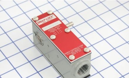 Namco Controls Limit Switches EA150-30500 - Limit Switch, Low Torque, Rotary, 1NO/1NC (EA150-30500)