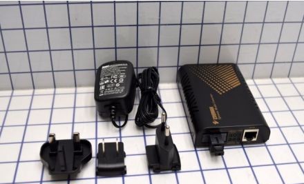 EtherWan Media Converters EL200CA-2 - Commercial (0C - 45C) Media Converter 1 (EL200CA-2)