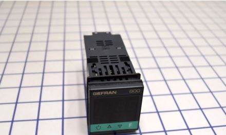 Gefran Process Controllers 600-R-D-H-0-1 - 600-R-D-H-0-1 Temperature Control (F026756)