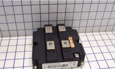 Infineon Transistors FZ1200R12HE4 - IGBT, Single, 1200V, 1200A (FZ1200R12HE4)