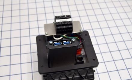Mencom Remote Access Interfaces GF-USB-RJ45-32 - PIC;GFI;USB A-A;RJ;SZ 32 (GF-USB-RJ45-32)