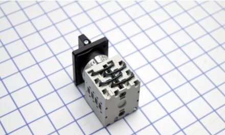 Lovato Switches GX2075U - 4P 3-Pos Switch Gx2075U Front Mounting (GX2075U)