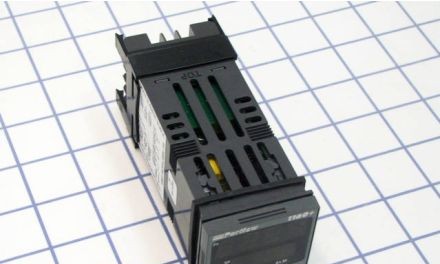 Partlow Process Controllers P1161130000 - Plus Series Limit Device, 1/16 DIN (P1161130000)