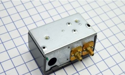 Johnson Controls Miscellaneous P145NCA-82C - Oil Failure Cutout; Same As P45Nca-82; Male (P145NCA-82C)