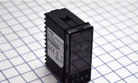 Red Lion Process Controllers PXU31A30 - 1/8 CNTL, 20MA, RLY, 485, USR,AC (PXU31A30)