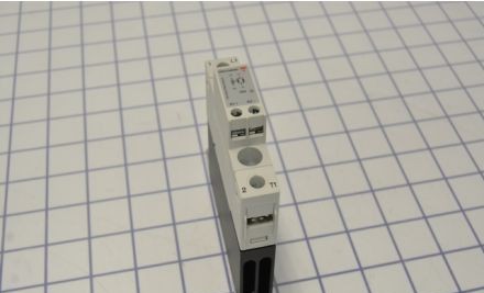 Carlo Gavazzi Relays RGC1A60D25KKE - Solid State Relay, 1-P, 25A, 600VAC (RGC1A60D25KKE)