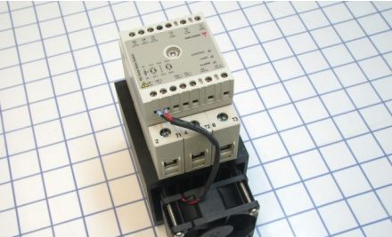 Carlo Gavazzi Relays RGC2A60D75GGEAF - Solid State Relay, 2-P, 75A, 600VAC (RGC2A60D75GGEAF)