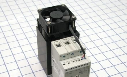 Carlo Gavazzi Relays RGC3A60A65GGEAF - 3P -SSC-AC IN-ZC 600V 3X65A 1200VP-E-CLP (RGC3A60A65GGEAF)