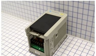 Allen Bradley 1305-AA03A - AC Drive, 0.75HP 230V (1305-AA03A)