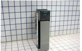 Allen Bradley 1746-N08I - Output Module (1746-N08I)