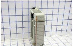 Allen Bradley 1769-L18ER-BB1B - I/O Controller (1769-L18ER-BB1B)
