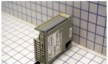 Allen Bradley 1769-OF4VI - OUTPUT MODULE (1769-OF4VI)