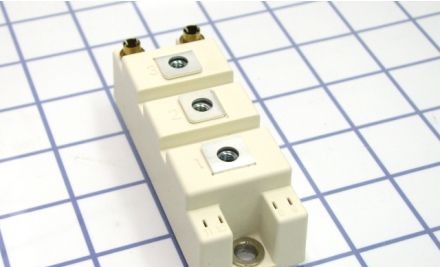 Semikron Transistors SKM145GB176D - IGBT, DUAL, 1700V, 145A (22890695)