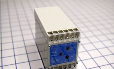 Crompton Instruments Miscellaneous 252-PVVU-R6BX-C6-EB - VOLTAGE PROTECTOR 3 PHASE 4 WIRE (252-PVVU-R6BX-C6-EB)