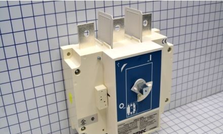 Socomec Disconnect Switches 27003060 - SIRCO 3X600A F (27003060)