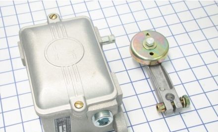 Joslyn Clark Limit Switches A102-41251A-6 - Limit Switch, HLLA-3, 2-P 1NO & 1NC, Std (30750)