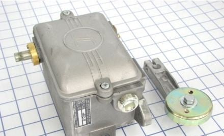 Joslyn Clark Limit Switches HLD-11 - LIMIT SWITCH (31060)