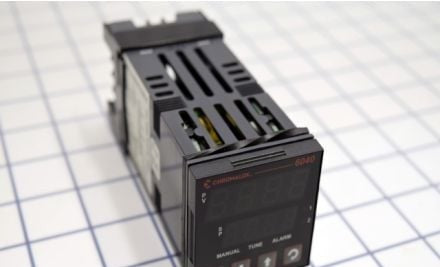 Chromalox Process Controllers 314632 - Temperature And Process Controller, 1/16 DIN, 10 (314632)