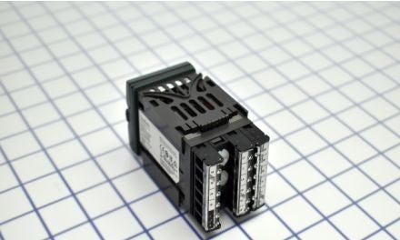 Eurotherm Process Controllers 3216/CC/VH/LT/XX/R/XXX/G - 3216 Process Controller (3216/CC/VH/LT/XX/R/XXX/G)