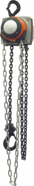 CM 5627A CM Manual Hand Chain Hoist: 2000 lb Capacity, 15' Max Lift (5627A)