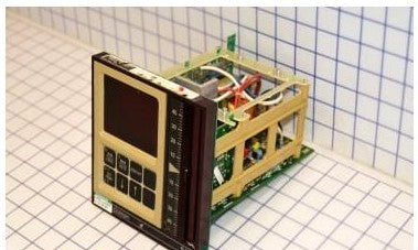 Barber-Colman 5656-64016-32A-1-00 - Temperature Controller (5656-64016-32A-1-00)