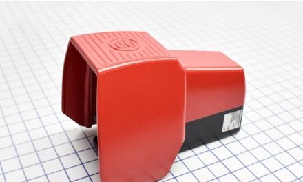 Bernstein Switches 616.1000.728 - Foot Switch, 0-10VDC+(1)PNP Output, Single (6161000728)