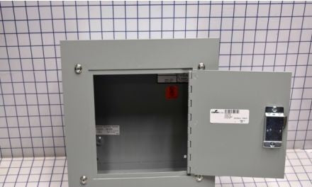 Cooper Enclosures 10104TCF - Enclosure, 10in.Hx10in.Wx4in.D, N1, ANSI61 Gray (78205120086)