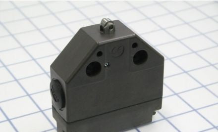 Euchner Miscellaneous 078487 - LIMIT SWITCH, N1AR514-M (78487)
