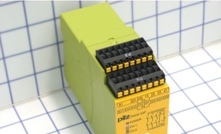 Pilz Safety Relays 787310 - Safety Relay, PNOZ X3P C, 24VAC/DC, Spring-Loaded (787310)