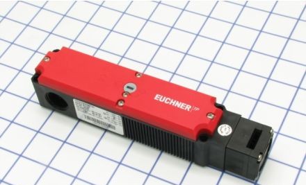 Euchner Safety Switches 084157 - SAFETY SWITCH TP3-2131B024MC1761 (84157)